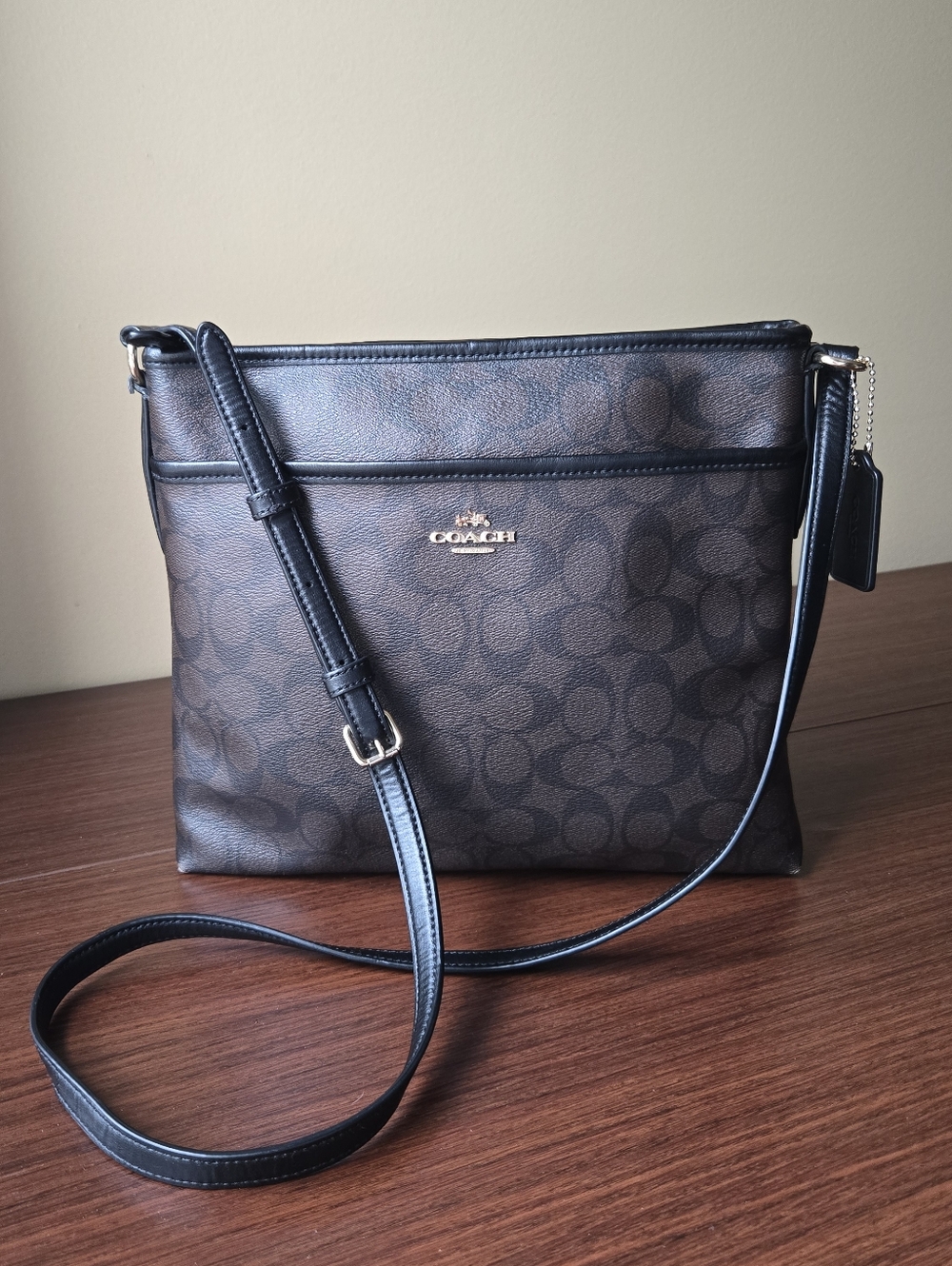 Coach Signature Brown Crossbody Leather Bag